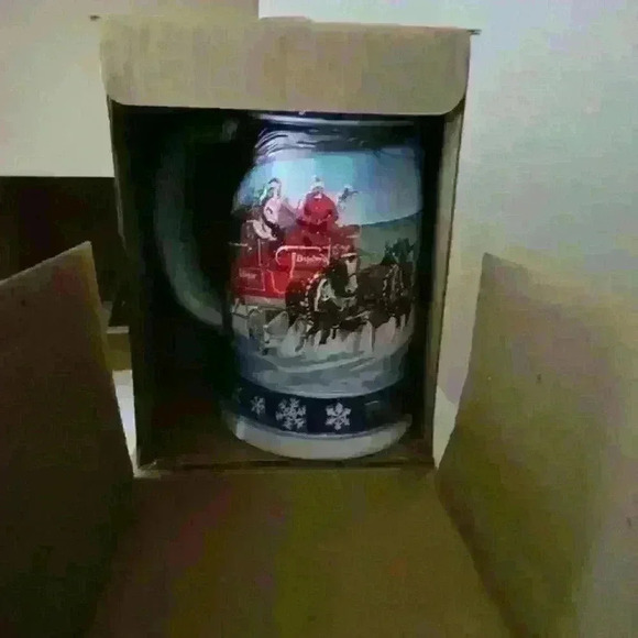 Anheuser  holiday stein. Brand new in box collectors nwt - Picture 10 of 10